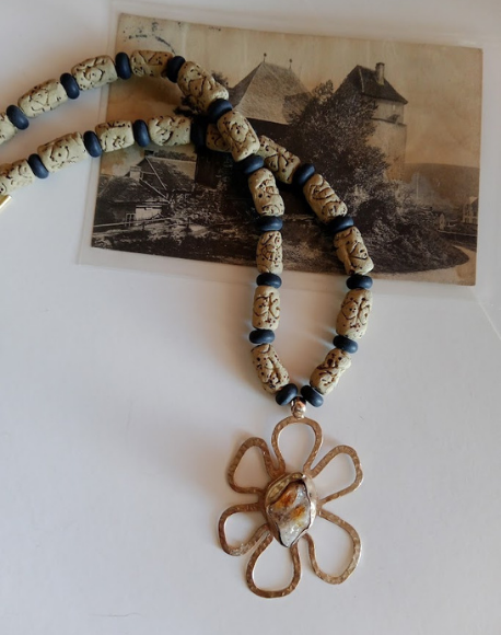 Kivra Necklace – Rustik El Yapımı Kolye